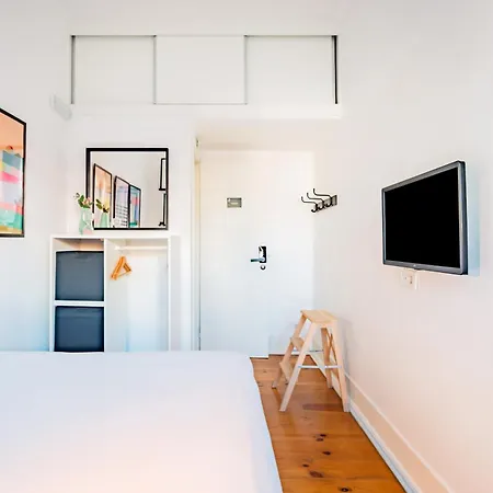 אכסניה Guest 1 Boutique House *