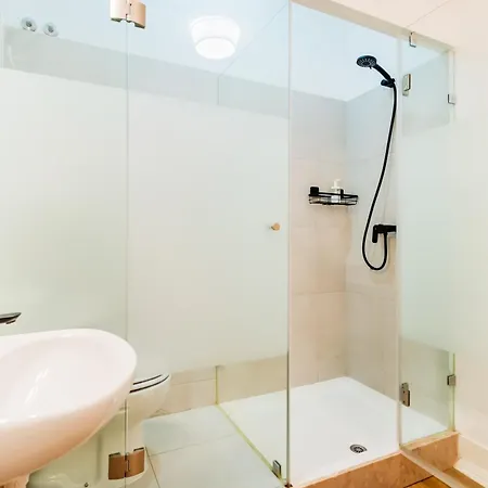 Guest 1 Boutique House ליסבון