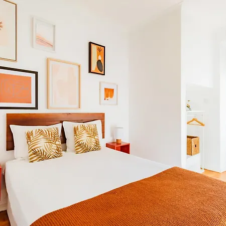 אכסניה Guest 1 Boutique House *